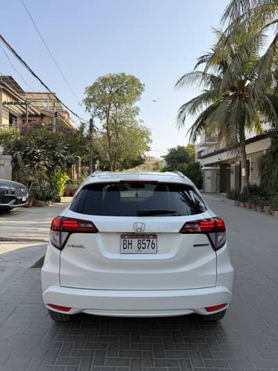 Honda Vezel 2014 | 2020 P. White Z Sensing B2B Original
