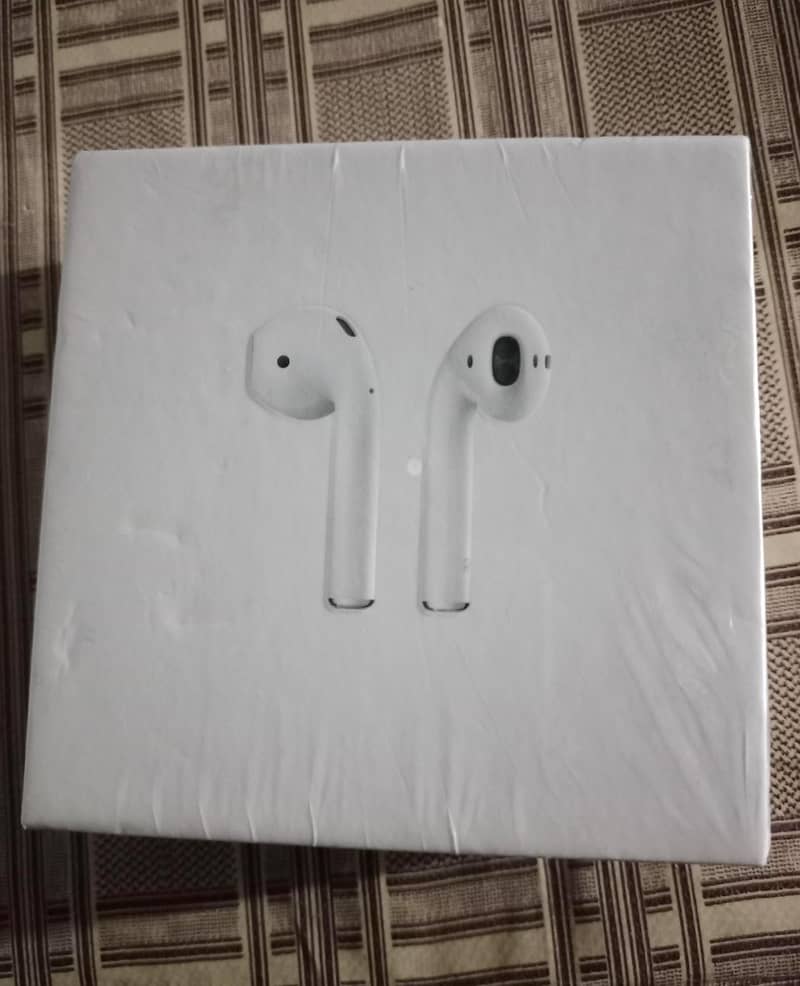 iphone airpods 0