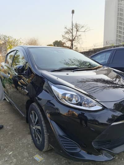 aqua s lane assist,radar,parking sensor, auto braking