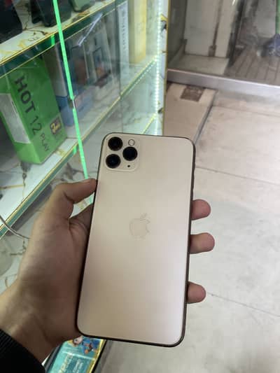 64 gb back change panel me scrathes ha baki all geniune ha mobilee