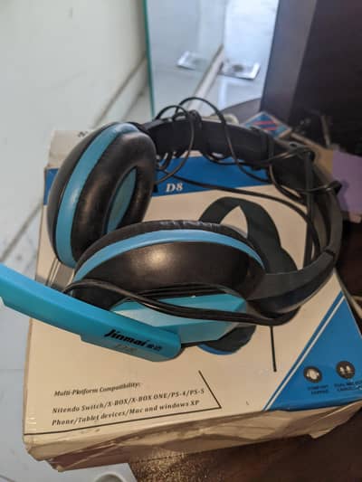 D 8  computer MP3 headphone