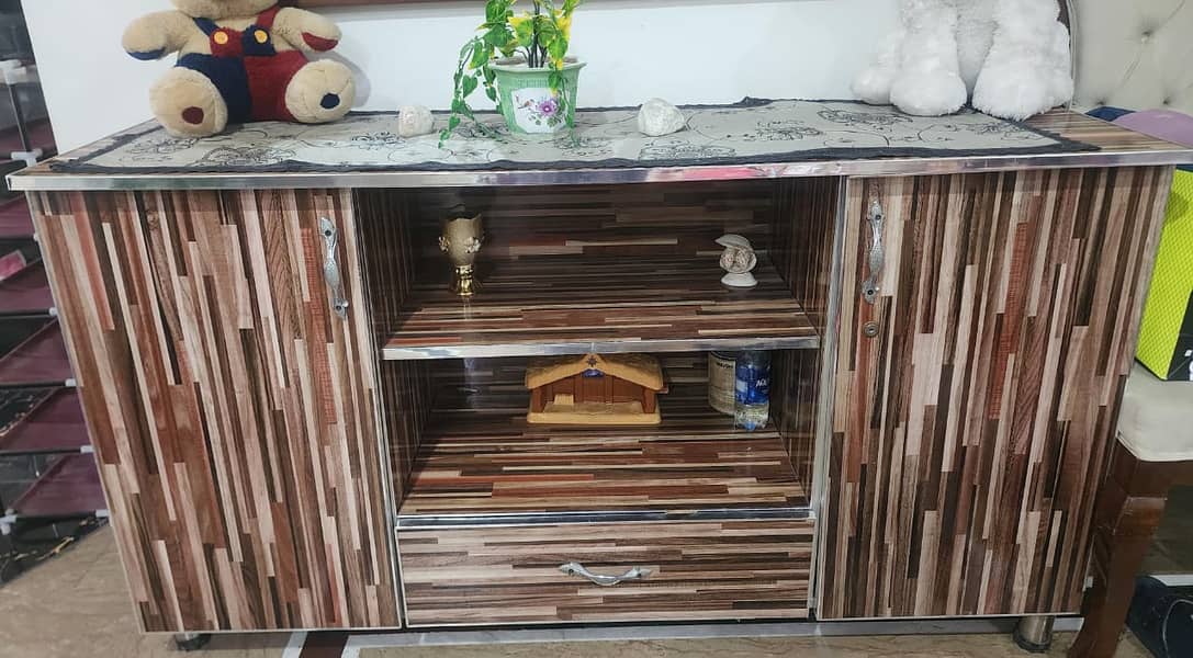 Table /Study table/Table For sale/ Small table 0