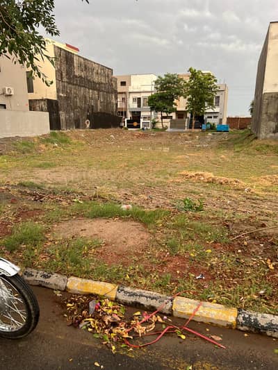11.36 Marla Plot Available At Hot Location Near To park Mosque & Commercial At Reasonable Price In New Lahore City phase 2 A Block All Duse Clear