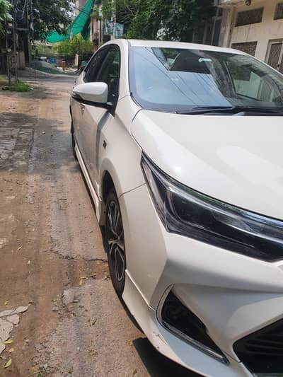 Toyota corolla altis 1.6 x special edition