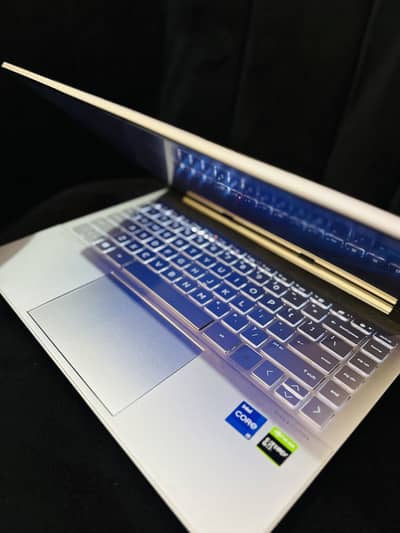 HP ENVY I5 | 4GB NVIDIA card | 11 Generation | 16/512Gb