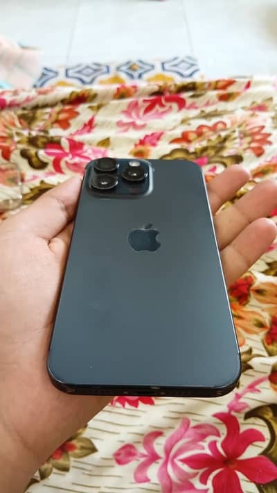 Iphone 15 pro max Jv with box