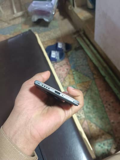 Vivo v23e 8+4 GB RAM 128 GB ROM with original 44watt charger