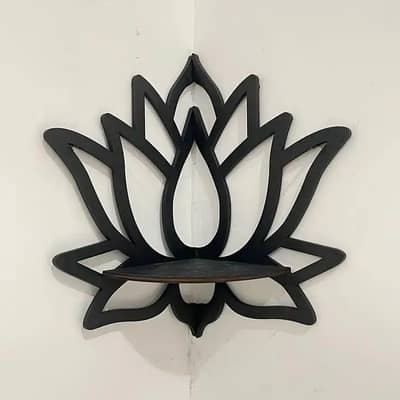 Wall decor Leaf shaped design shelves