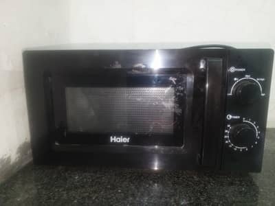 microwave oven
