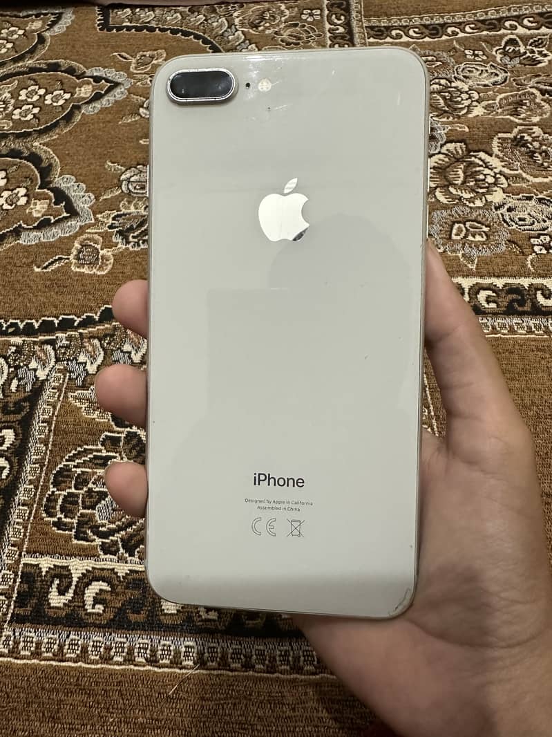 iPhone 8 plus 3
