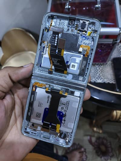 Samsung z flip 5 parts like battery, buttons ,strips , mic e. t. c