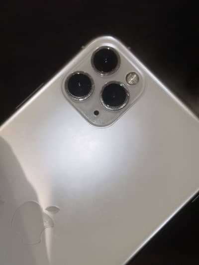 iPhone 11 pro max non PTA JV. 256gb. Panel original but changed