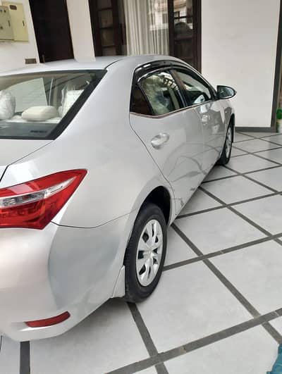 Corolla 2017 GLI manual bumper to bumper original guranted antique