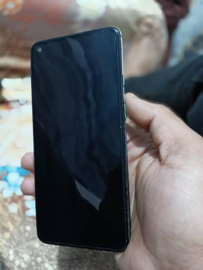 one plus 8t 12 /256 pta approved finger not working no nay folt