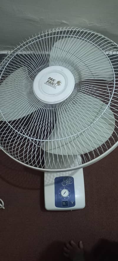 bracket fan for sale