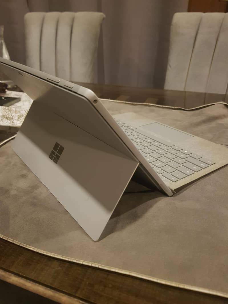 Surface pro 5 1
