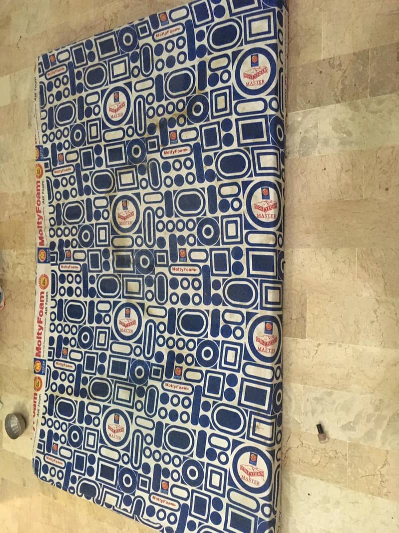 single bed mattres 2