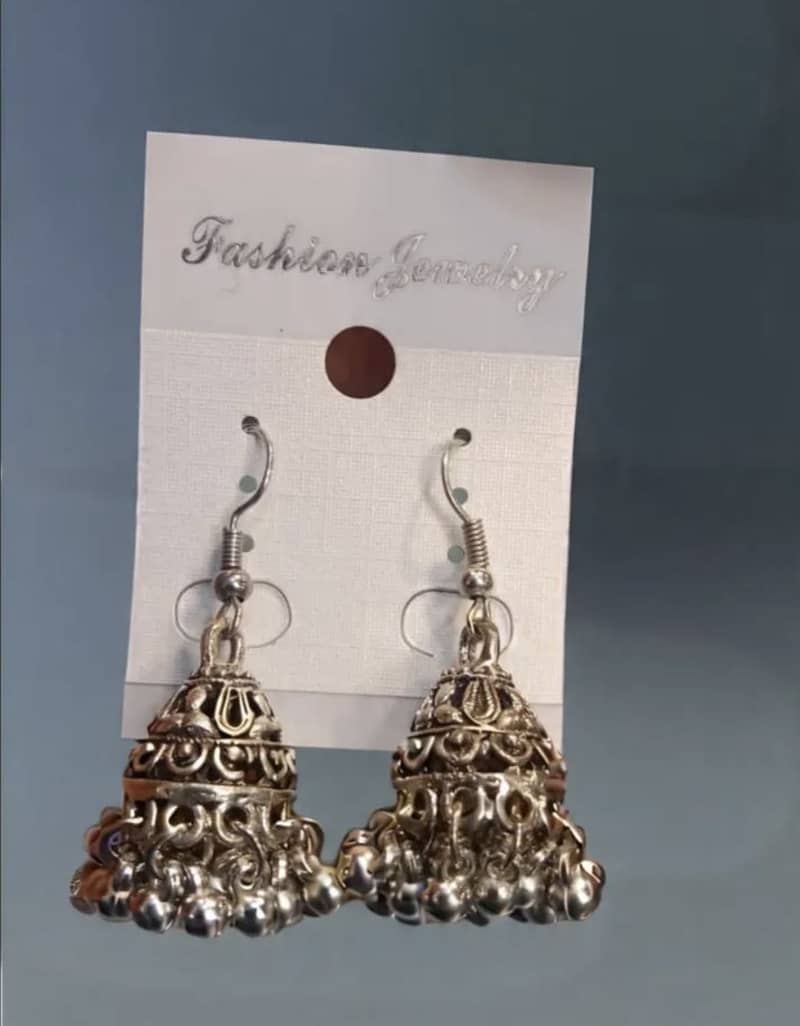Earrings 1
