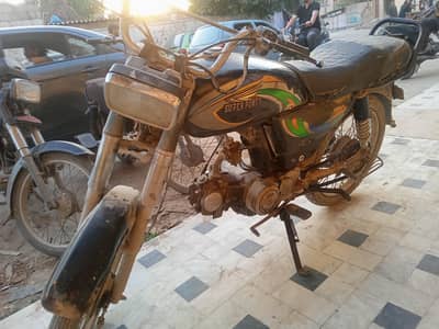 super power bike saf sutri genuine condition 2013 model Karachi num