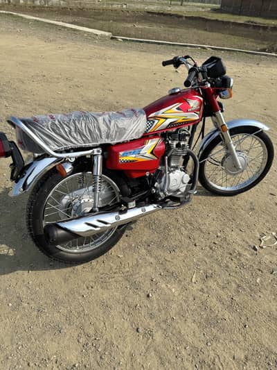 Honda 125 (25 Model Open Chet)