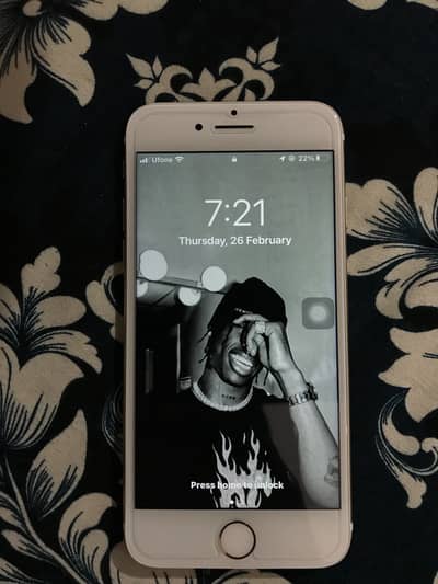 iphone 7 32gb. PTA ok