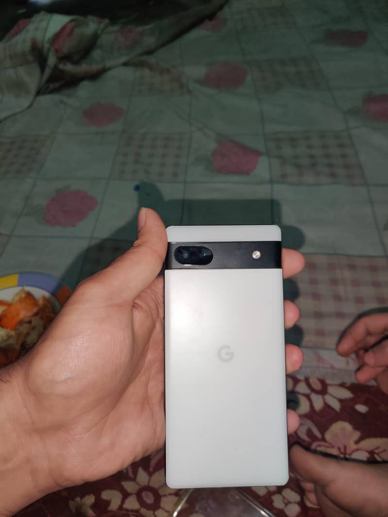 Google Pixel 6a 5