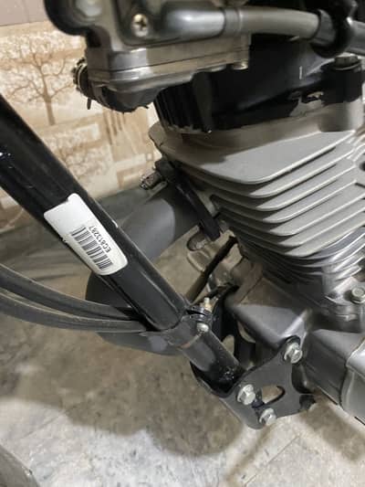 CG 125 2024 model 6 month black colour new bike