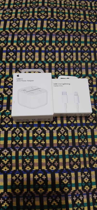 iphone original charger and accessories