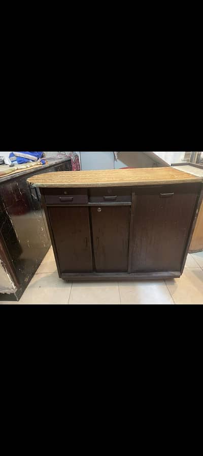 HIGH QUALITY ISTRI STAND