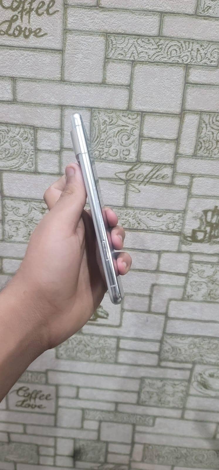 google pixel 8 pro 3