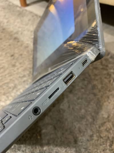 HP G8 Laptop | 180° Foldable | 4GB RAM 32GB Storage