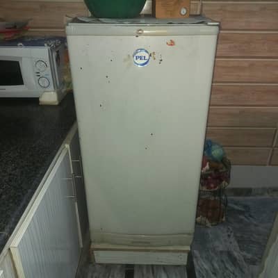 PEL REFRIGERATOR