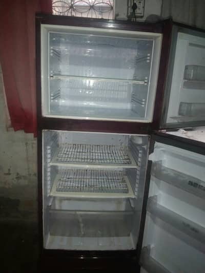 urgent sell totel Ok glass door no any single fualt 03221510915 call