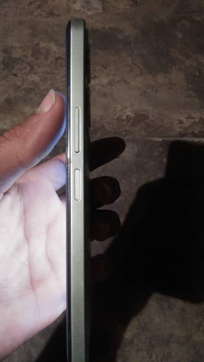 vivo y27s 8.128 screen ma shouta sa dout  hai or all ok