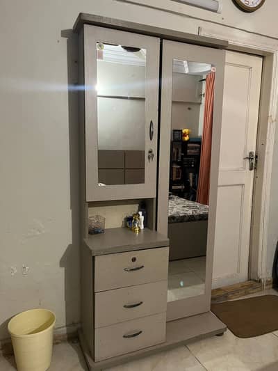 Dressing table with slide mirror | vanity