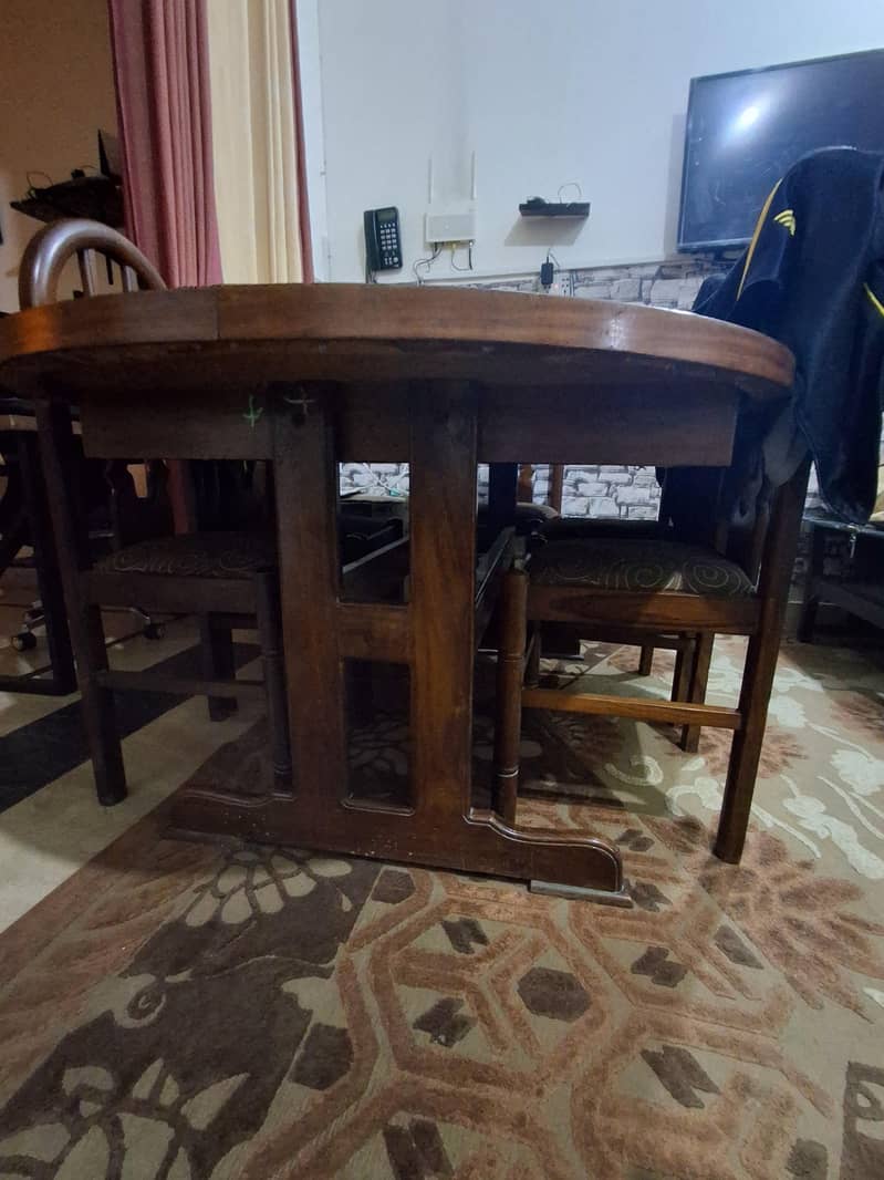 6 seater dining table 4