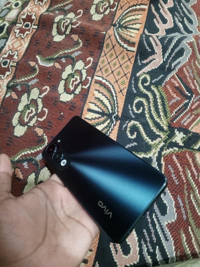Vivo y04 just 5mounth used box+charging zeor scratch