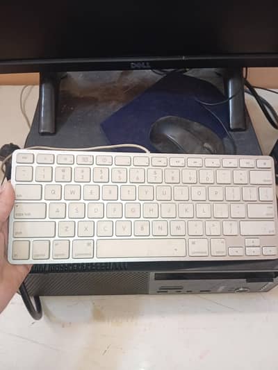 Computer complete  with net device