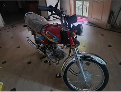 Honda CD 70 | 500 KMs