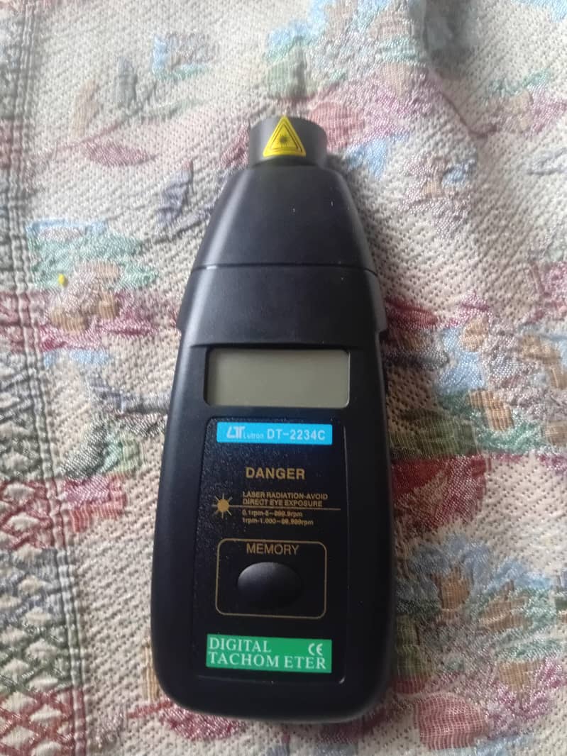 Digital techometer 2