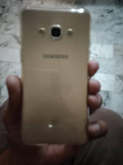 Samsung j3 pro