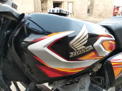 Honda Cg22 Punjab register. O3O8-56-88-797. jhang road fsd