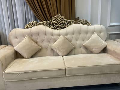 sofa for sell