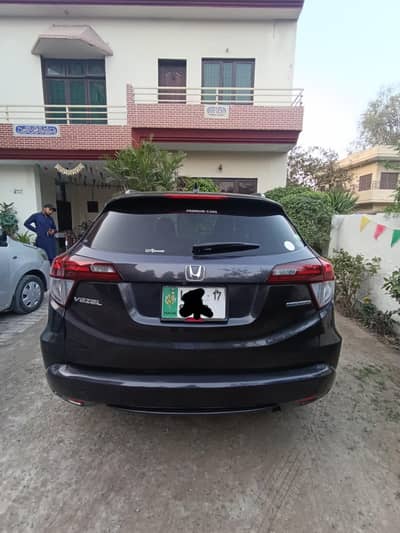 Honda Vezel Z sensing 2014/2017 full featured 4*4 AWD