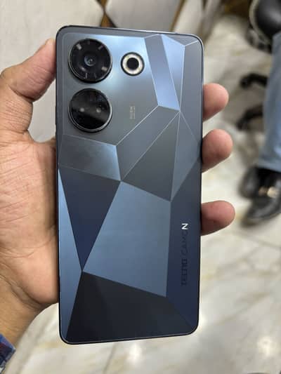 Tecno camon 20 8/256gb With all accessories fingerprint calibration