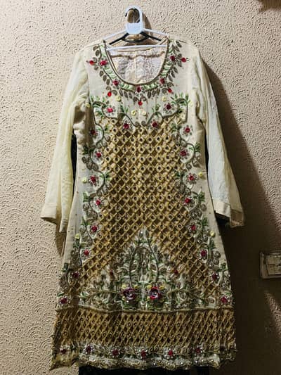 formal dresses / dresses / partywear dresses / suits