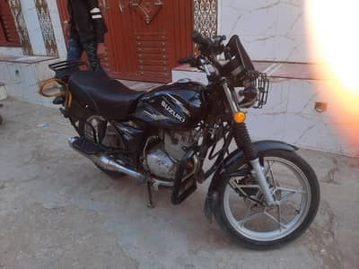 Suzuki GS 150 SE 2022