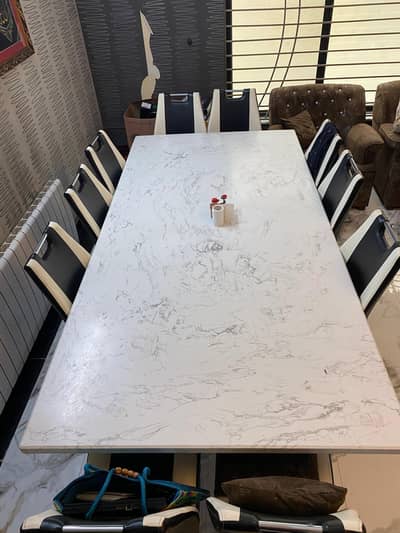 11 Seater Dinning Table