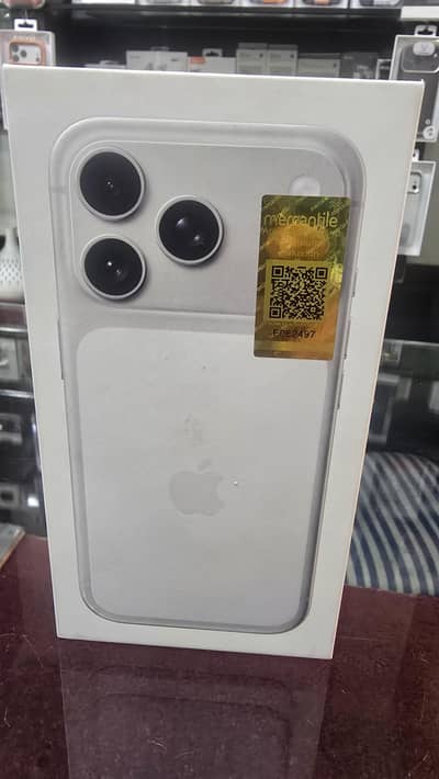 I-PHONE 17 PRO-256GB /- SILVER PTA APPROVED