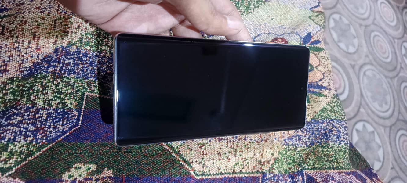 Tecno Camon 40 Pro 8
